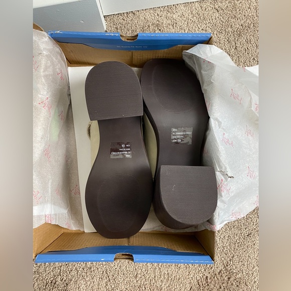 NEW In Box Jellypop LA Womens Block Heel Loafers - Picture 4 of 7